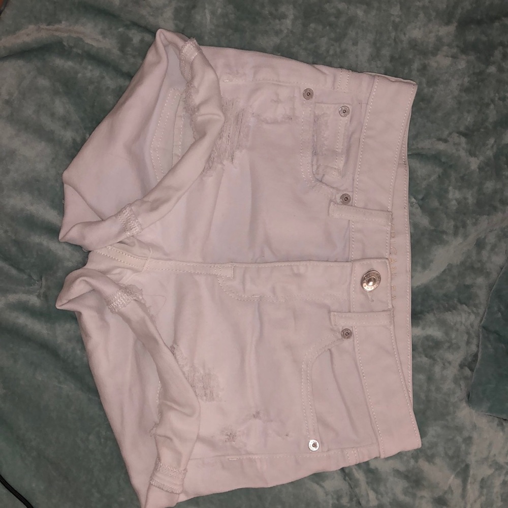 white american eagle shorts